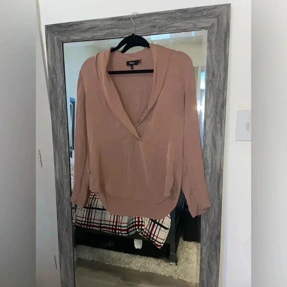 Theory tan silk shawl collar long sleeve top - Picture 4 of 7